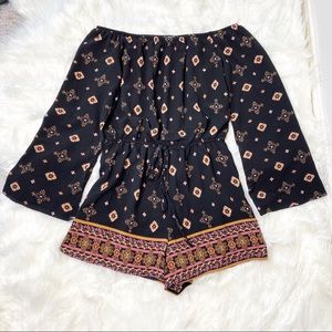 TRIBAL PRINT OFF THE SHOULDER ROMPER